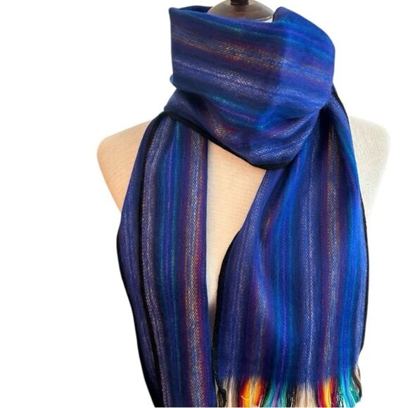 Beautiful alpaca scarf from Ecuador so soft and warm! - Picture 10 of 10